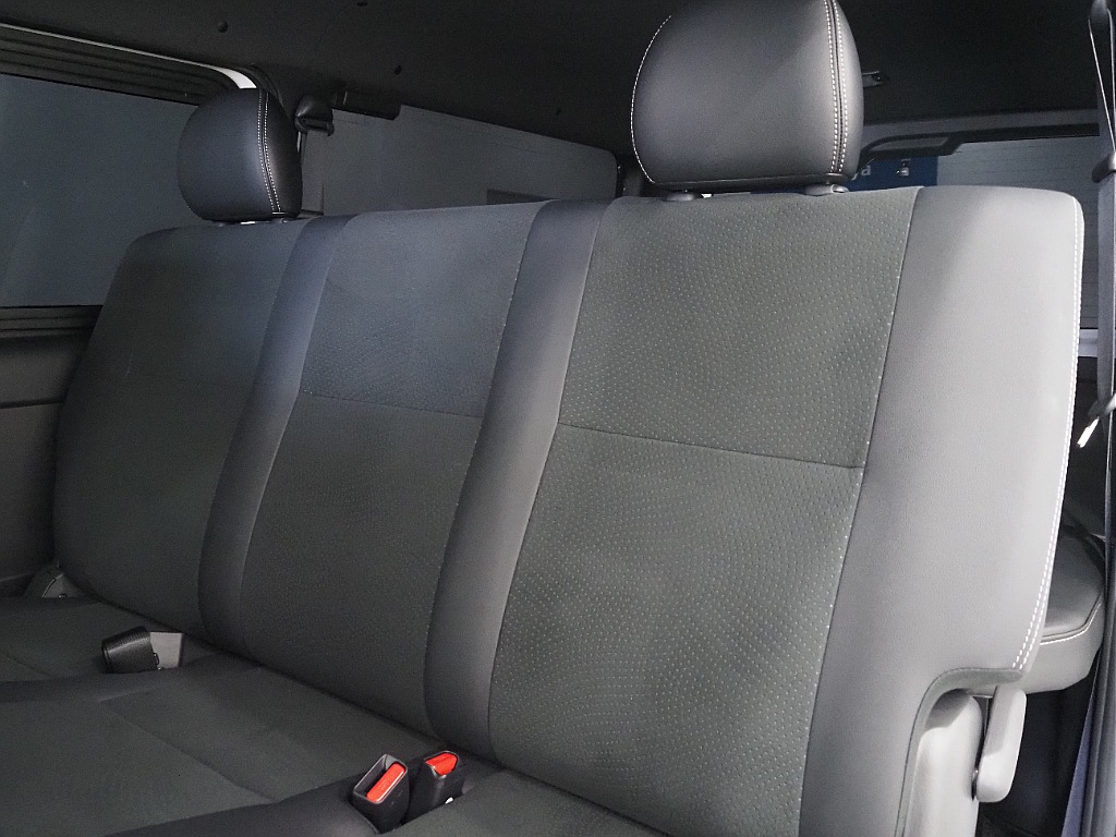 【9型　新古車/ハイエースバン/DARKPRIMEⅡ/2.8?】FLEXオリジナルカスタム！新古車が電撃入庫【全国納車可能】