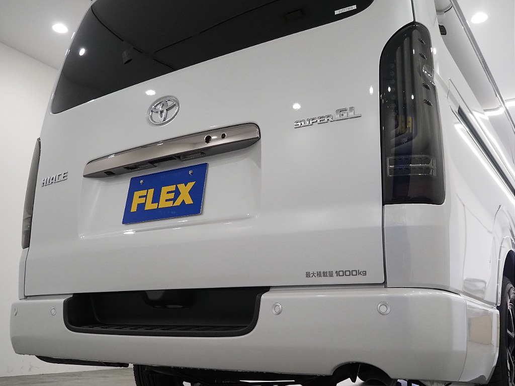 【9型　新古車/ハイエースバン/DARKPRIMEⅡ/2.8?】FLEXオリジナルカスタム！新古車が電撃入庫【全国納車可能】