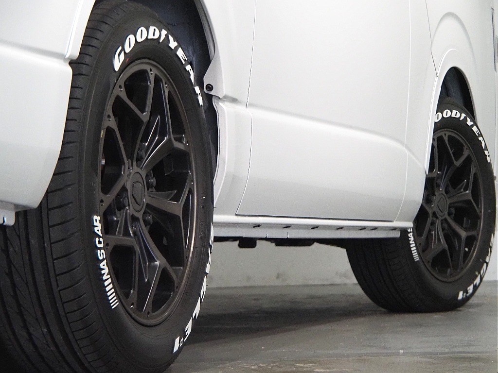 【9型　新古車/ハイエースバン/DARKPRIMEⅡ/2.8?】FLEXオリジナルカスタム！新古車が電撃入庫【全国納車可能】