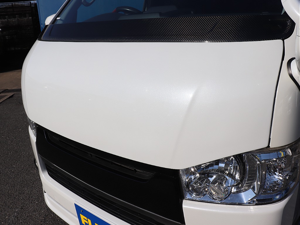 CRSバッドフェイスボンネットで迫力のある表情に！