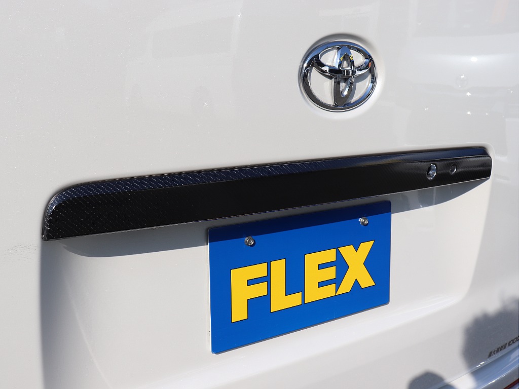 ハイエースの事なら専門店のフレックス福岡店へ！　現金を減らしにくいローン購入や、経費が使える法人様にぴったりのリースなどハイエースライフを始めるお手伝いをいたします！