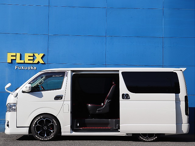 バンタイプでスライドドアなので荷物の積み下ろしもスムーズ！