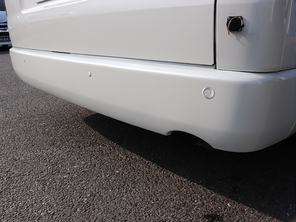 ハイエースの事なら専門店のフレックス福岡店へ！　現金を減らしにくいローン購入や、経費が使える法人様にぴったりのリースなどハイエースライフを始めるお手伝いをいたします！