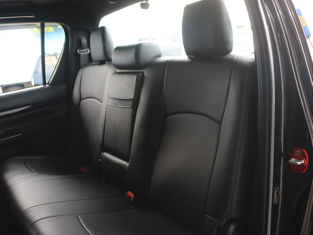 トヨタ&nbsp;ハイラックス&nbsp;4ドア2.4DT ZブラックラリーED 4WD&nbsp;&nbsp;福岡県の詳細画像&nbsp;その13