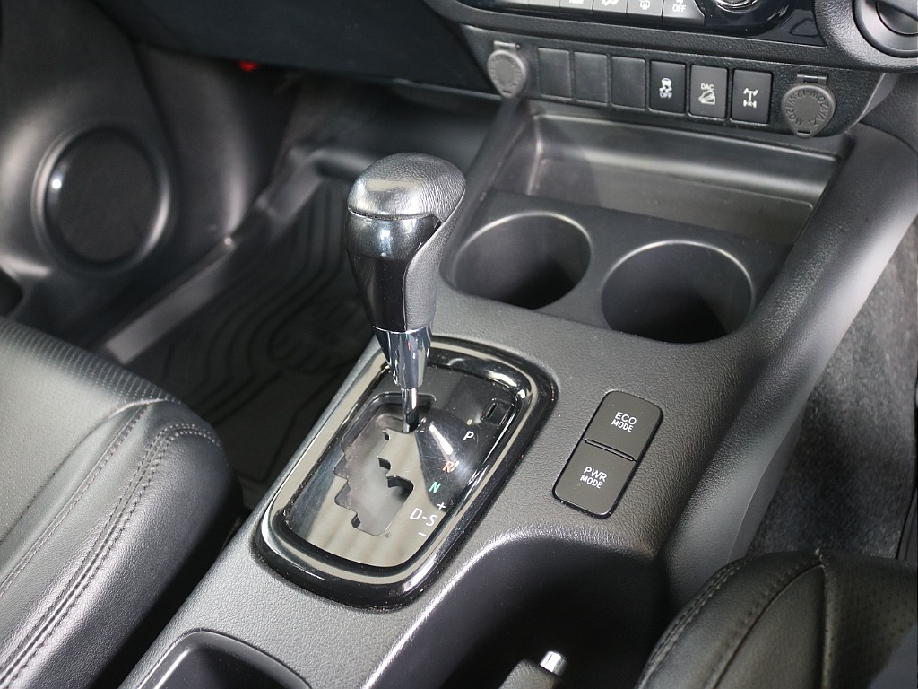 トヨタ&nbsp;ハイラックス&nbsp;4ドア2.4DT ZブラックラリーED 4WD&nbsp;&nbsp;福岡県の詳細画像&nbsp;その19