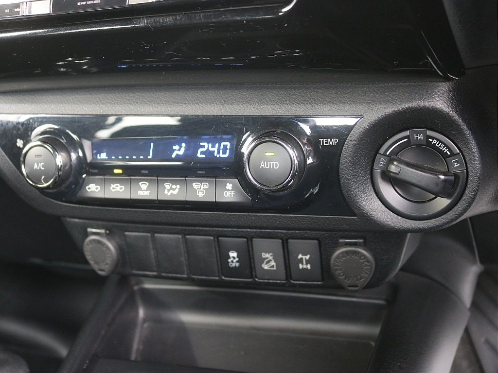 トヨタ ハイラックス(20枚目)