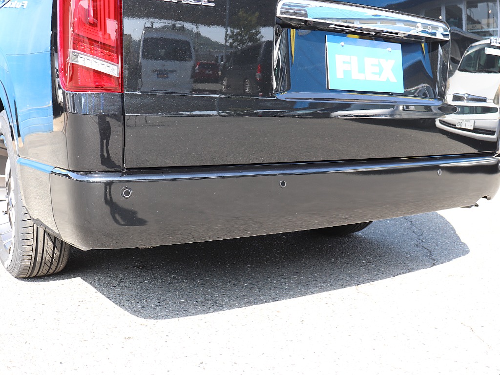 ハイエースの事なら専門店のフレックス福岡店へ！　現金を減らしにくいローン購入や、経費が使える法人様にぴったりのリースなどハイエースライフを始めるお手伝いをいたします！