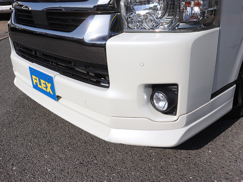 エアロパーツを装着しスタイリッシュなフェイスラインに！