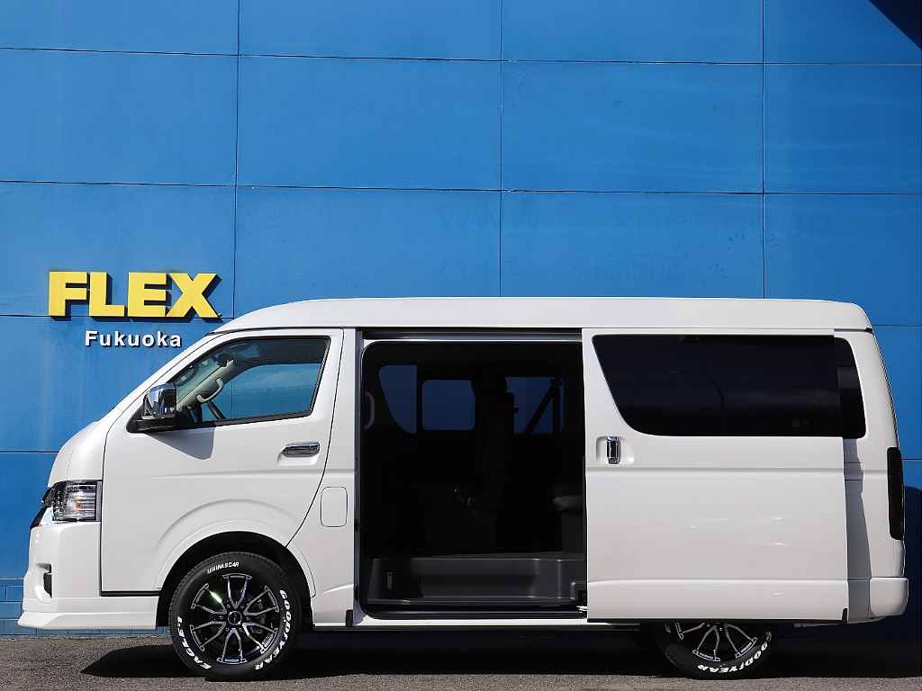 ハイエースの事なら専門店のフレックス福岡店へ！　現金を減らしにくいローン購入や、経費が使える法人様にぴったりのリースなどハイエースライフを始めるお手伝いをいたします！