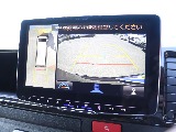 パノラミックビューモニター付きで駐車時も安心！