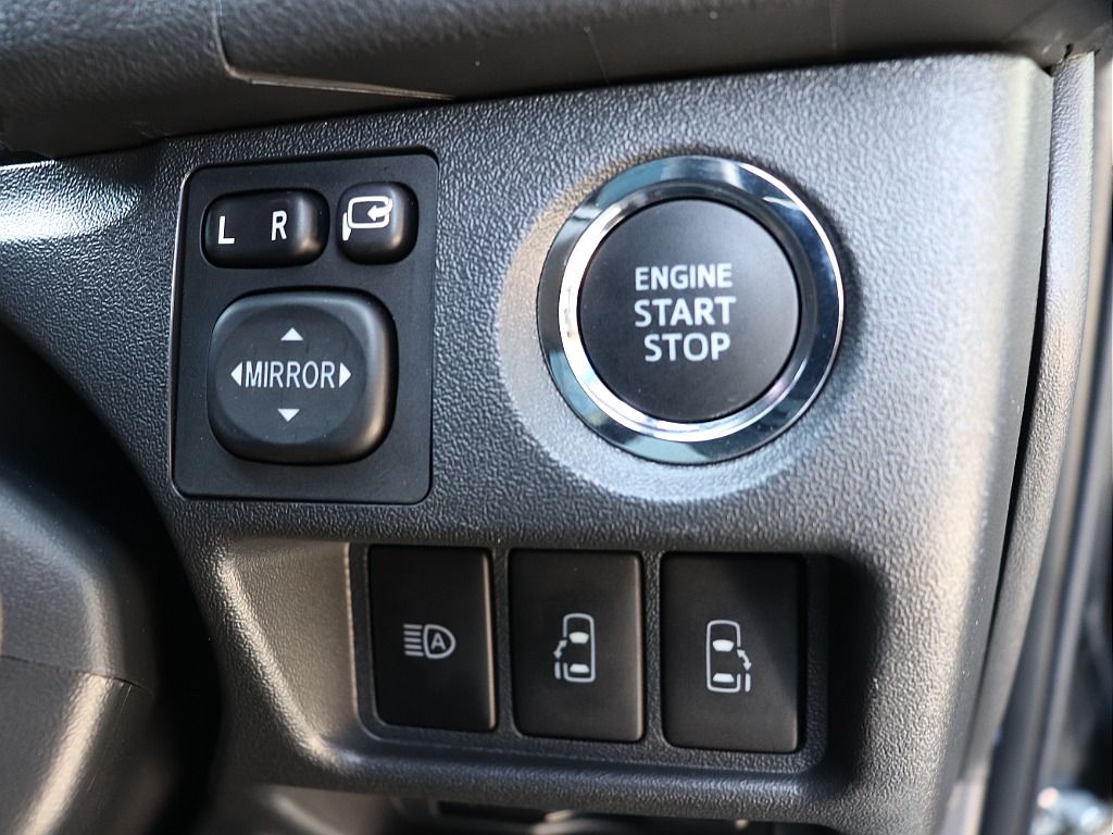 運転席スイッチ類