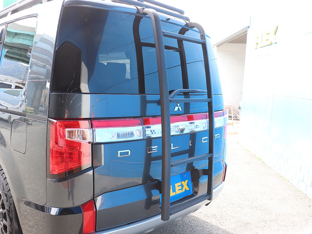 ハイエースの事なら専門店のフレックス福岡店へ！　現金を減らしにくいローン購入や、経費が使える法人様にぴったりのリースなどハイエースライフを始めるお手伝いをいたします！