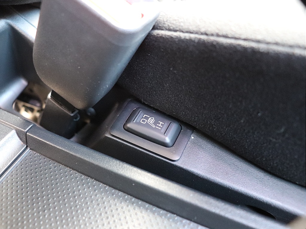 ハイエースの事なら専門店のフレックス福岡店へ！　現金を減らしにくいローン購入や、経費が使える法人様にぴったりのリースなどハイエースライフを始めるお手伝いをいたします！