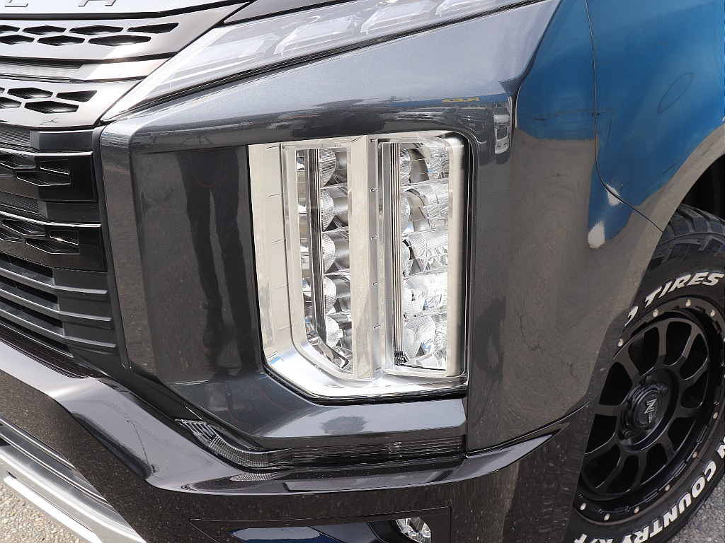 ハイエースの事なら専門店のフレックス福岡店へ！　現金を減らしにくいローン購入や、経費が使える法人様にぴったりのリースなどハイエースライフを始めるお手伝いをいたします！