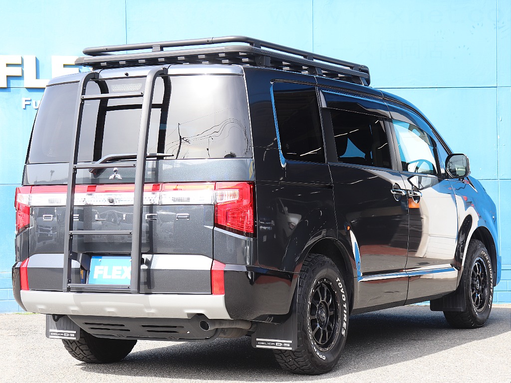 ミニバンでありながらSUVの悪路走破性を併せ持つ「オールラウンダーミニバン