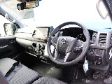 トヨタ ハイエースバン(2枚目)