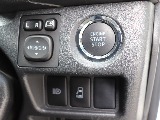 プッシュスタートスマートエントリー！自動ドアの開閉操作は運転席からも可能です