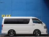 1.5インチローダウン施工済みなので、日々の乗り降りや荷物の積み下ろしをスムーズにしてくれます