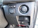 プッシュスタートスマートエントリー！自動ドアの開閉操作は運転席からも可能です