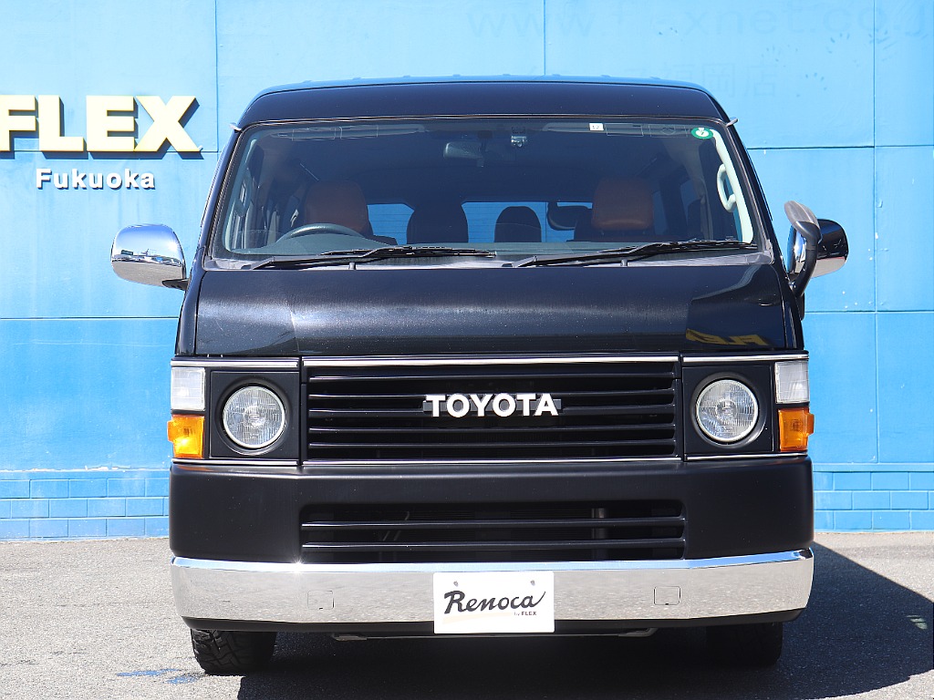 直ぐにお乗り出し可能な厳選中古車！福岡店にて展示中！お気軽にお問い合わせください♪