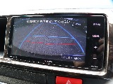 バックカメラで駐車時も安心