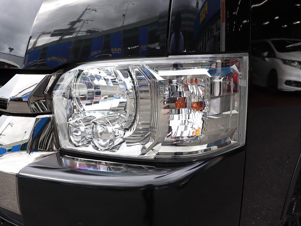 トヨタ&nbsp;ハイエースバン&nbsp;5ドアバン2.8DT スーパーGLワイドロング&nbsp;ALPINE１１ナビ搭載&nbsp;福岡県の詳細画像&nbsp;その12