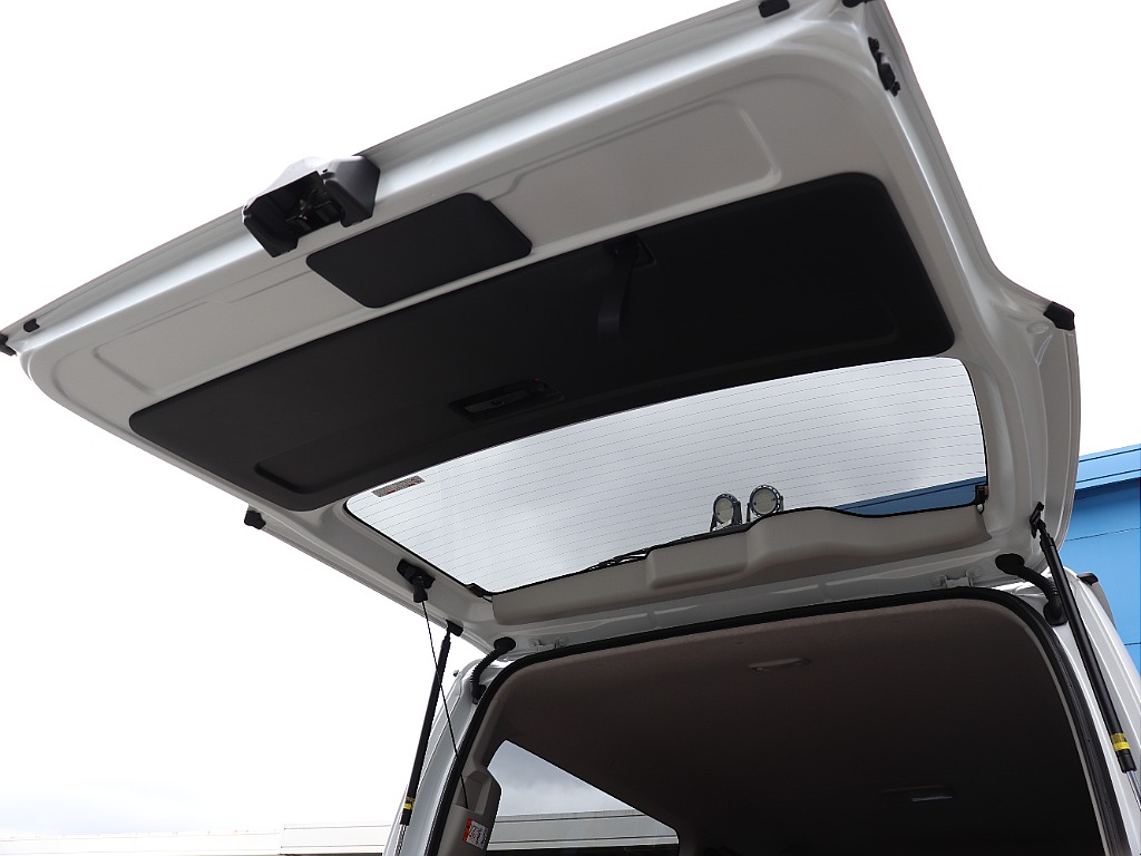 トヨタ&nbsp;ハイエースバン&nbsp;5ドアバン2.8ディーゼルT スーパーGLロング&nbsp;&nbsp;福岡県の詳細画像&nbsp;その18