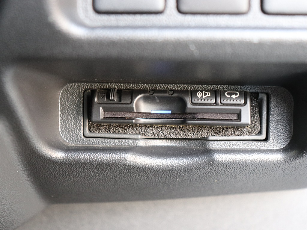 トヨタ&nbsp;ハイエース&nbsp;ワゴン2.7GLロング ファインテックツアラー&nbsp;上質な室内空間を実現した特別な1台！&nbsp;福岡県の詳細画像&nbsp;その19
