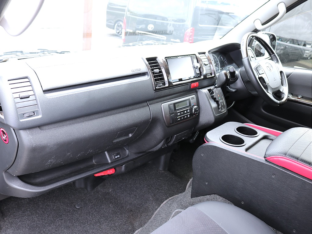 トヨタ ハイエースバン 5D3.0DTスーパーGLダークプライムL 4WD 下取り直販ロープライス 宮城県の詳細画像 その17