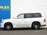 ノーマル車高ですので乗り降りも楽チンです！ボディーも目立つ傷等なくコンディションは良好です♪