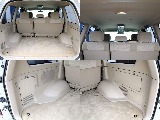 上下開きのリヤゲート！荷室部分の綺麗さもさることながら上下開きなので雨に濡れる事無く荷物を積んだりする事が可能です♪