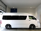 大変便利なパワースライド付きで荷物の出し入れも乗り降りも楽々できちゃいます♪