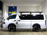 大変便利な片側電動ドアになっているので乗り降りや荷物の出し入れも楽々できちゃいます♪
