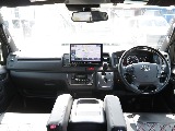 内装はダークプライム仕様で高級感があってかっこいいですね！！