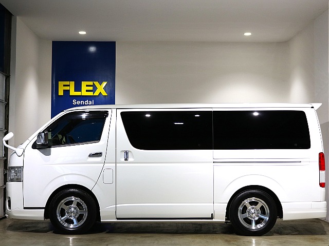 大変便利なパワースライド付きで荷物の出し入れや乗り降りも楽々できちゃいますね♪