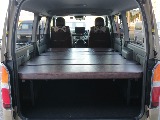 タイプⅡベットキット付きで車中泊にもお仕事にもつかえちゃいます♪