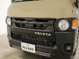 お洒落なReクラシックのフロントフェイス！！クラシック感があるTOYOTAエンブレムがワンポイント♪