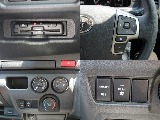 ETC・HDMIポート・ナビ連動ドライブレコーダー付きで運転の際役立つ装備品が充実しております！！