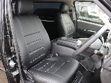 シートカバー装備済みで御座いますので、かっこいいだけではなく、シートの汚れ・劣化を緩和させてくれますよ♪