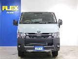 普段使いが非常にしやすいオフロードスタイルでベットキットも装備されているので車中泊にもピッタリな一台です♪