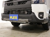 オリジナルティーフォース　フロントスポイラー付きで車両全体の統一感が増しますね♪