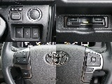 プッシュスタート・ETC・ステアリングスイッチなど運転するうえで嬉しい装備が充実しております♪