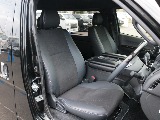 ダークプライムⅡ専用のハーフレザーシートですので高級感もありシートコンディションもグッドです！！