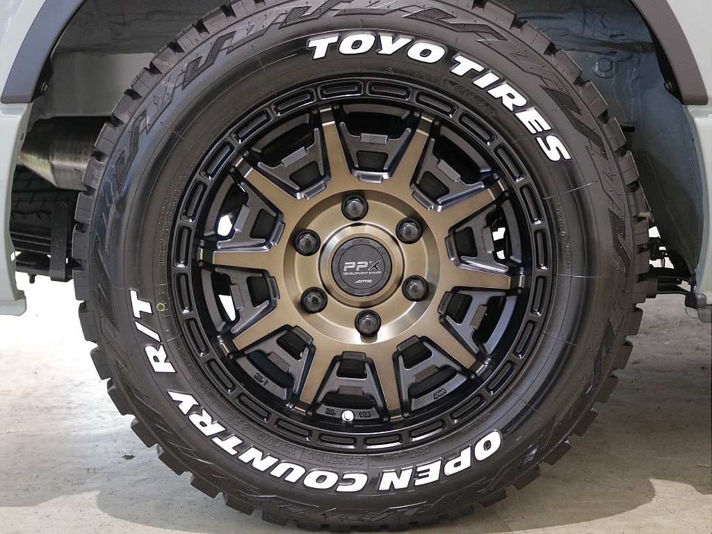 PPX D10X　16インチアルミホイール＆オープンカントリーRTタイヤ組み合わせばっちりでございます♪