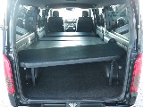 オリジナルベットキット搭載済み！！車中泊やアウトドアにもってこいの車両になっております！！