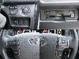 プッシュスタート・ETC・ステアリングスイッチなど運転するうえで嬉しい装備が充実しております！！
