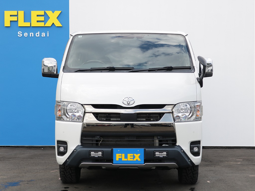 R4年式　ダークプライムⅡ　パールホワイトのオフロード仕様車両が入庫いたしました！！
