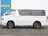 運転中などの換気に役立つ小窓両サイドについております！！