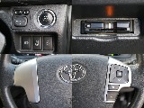 プッシュスタート・ETC・ステアリングスイッチなど運転するうえで嬉しい装備が充実しております！！