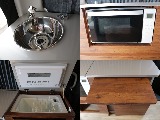 色々使えるシャワーヘッド付きシンクタンク・40?冷蔵庫・電子レンジ・折りたたみテーブルも装備されており色々な場所に気軽にお出かけできちゃいます♪